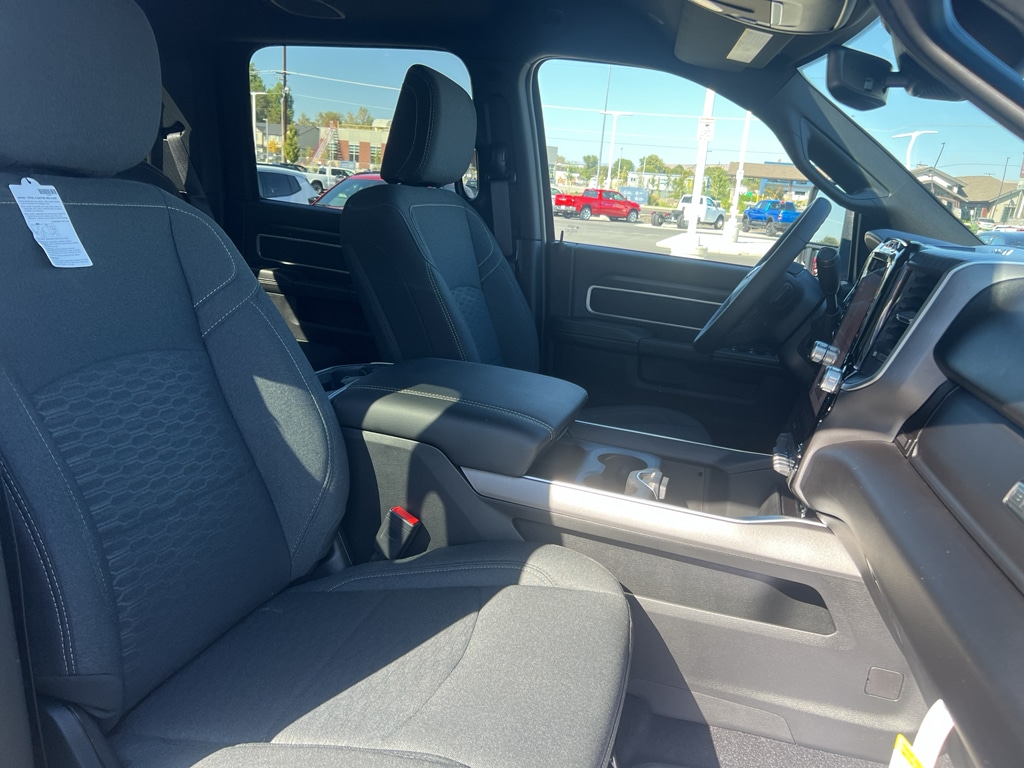 2026 RAM 2500 Big Horn - Photo 30