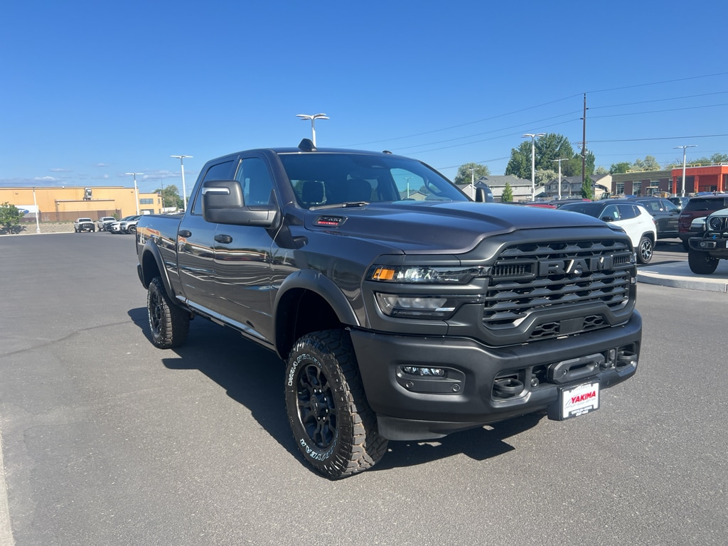 New 2025 Ram 2500 TRADESMAN CREW CAB 4X4 6'4 BOX Pickup