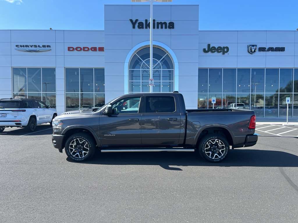 2025 Ram 1500 LARAMIE CREW CAB 4X4 5'7 BOX