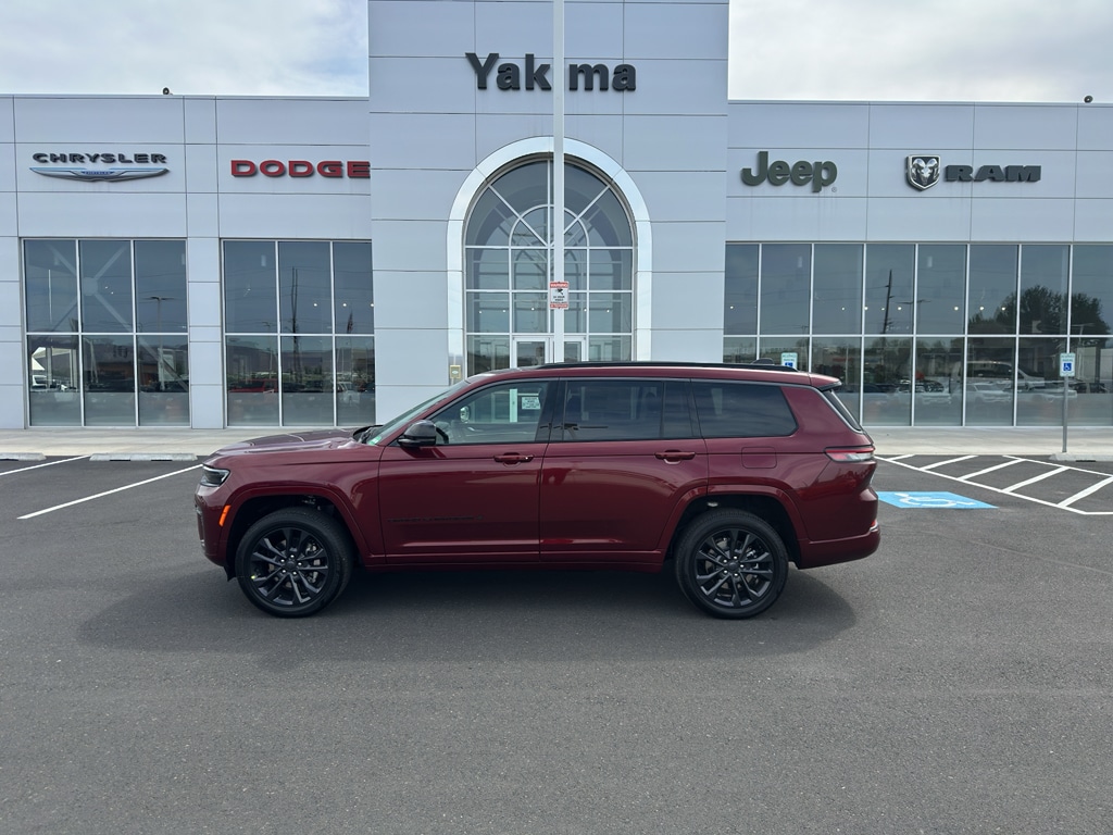 2026 Jeep Grand Cherokee L Limited Reserve 4x4's photo