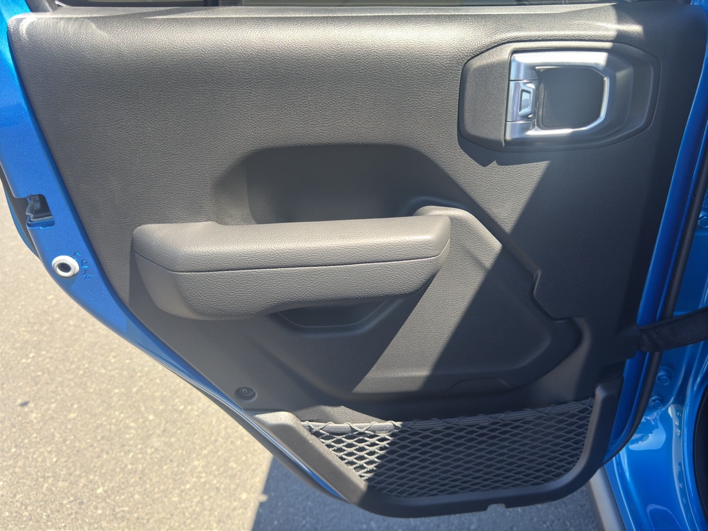 2026 Jeep Gladiator Mojave - Photo 12
