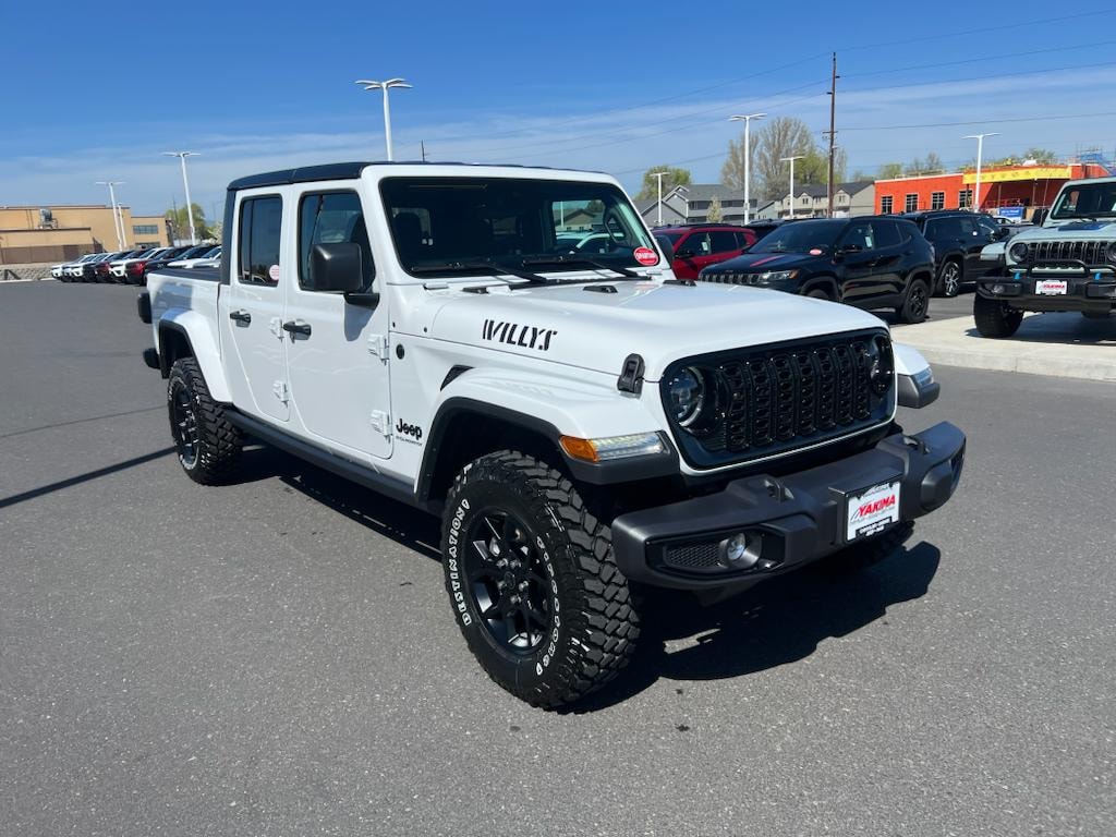 New 2025 Jeep Gladiator WILLYS 4X4 Pickup