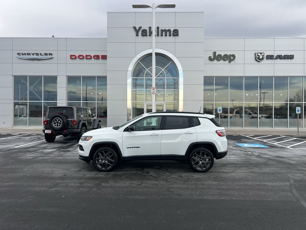 2026 Jeep Compass Altitude's photo