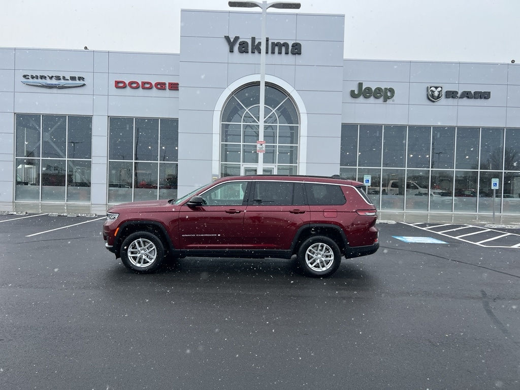 2026 Jeep Grand Cherokee L Laredo X 4x4's photo