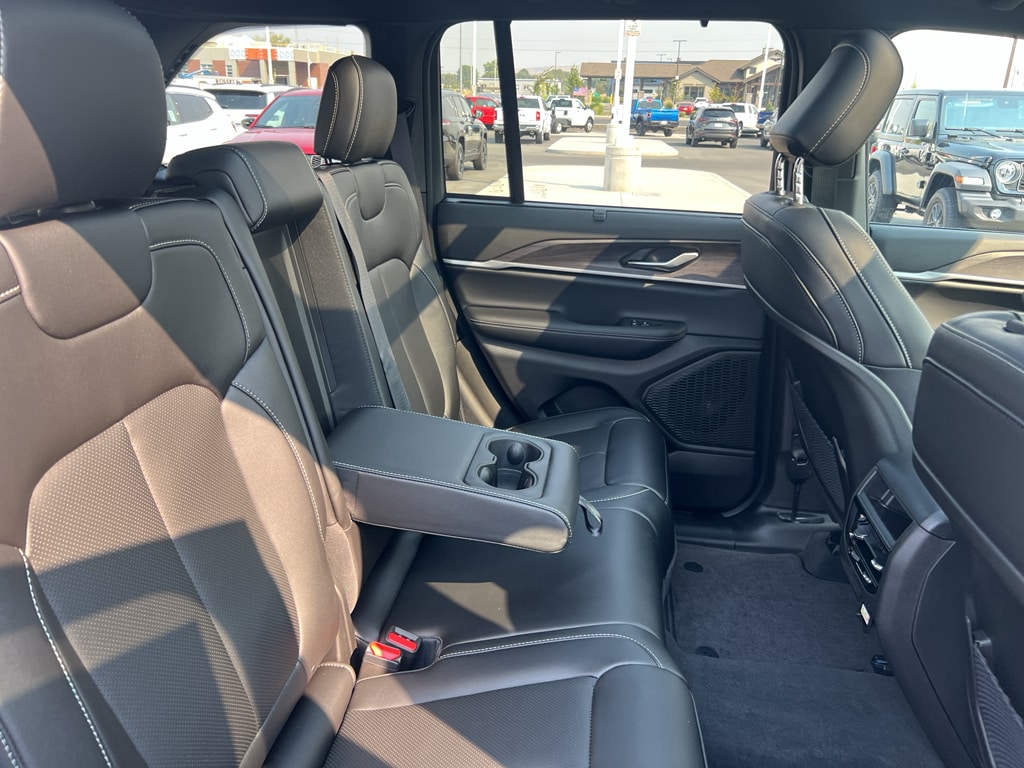 2025 Jeep Grand Cherokee Limited - Photo 28