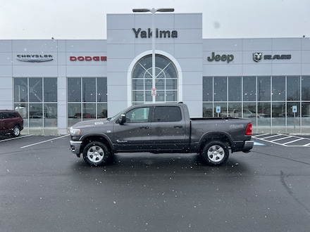 2026 Ram 1500 BIG HORN CREW CAB 4X4 5'7 BOX Pickup