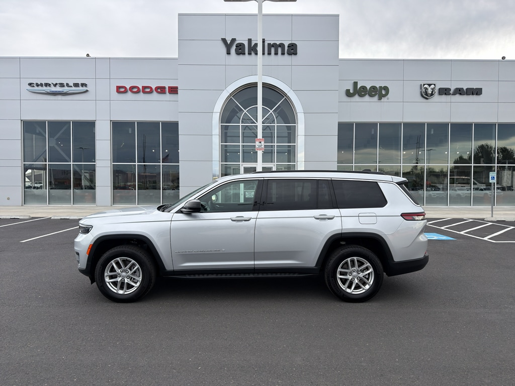 2025 Jeep Grand Cherokee L Laredo X 4x4's photo