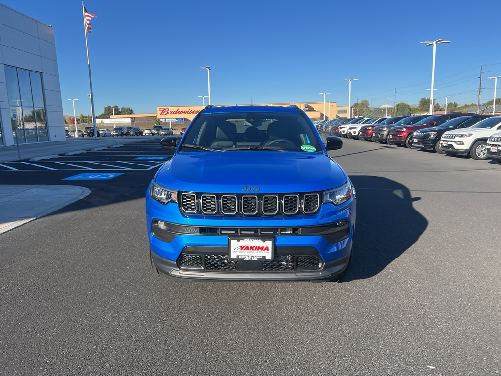 New 2026 Jeep Compass LATITUDE ALTITUDE 4X4 Sport Utility
