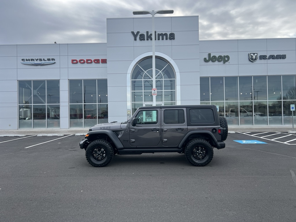 2026 Jeep Wrangler 4-Door Willys's photo