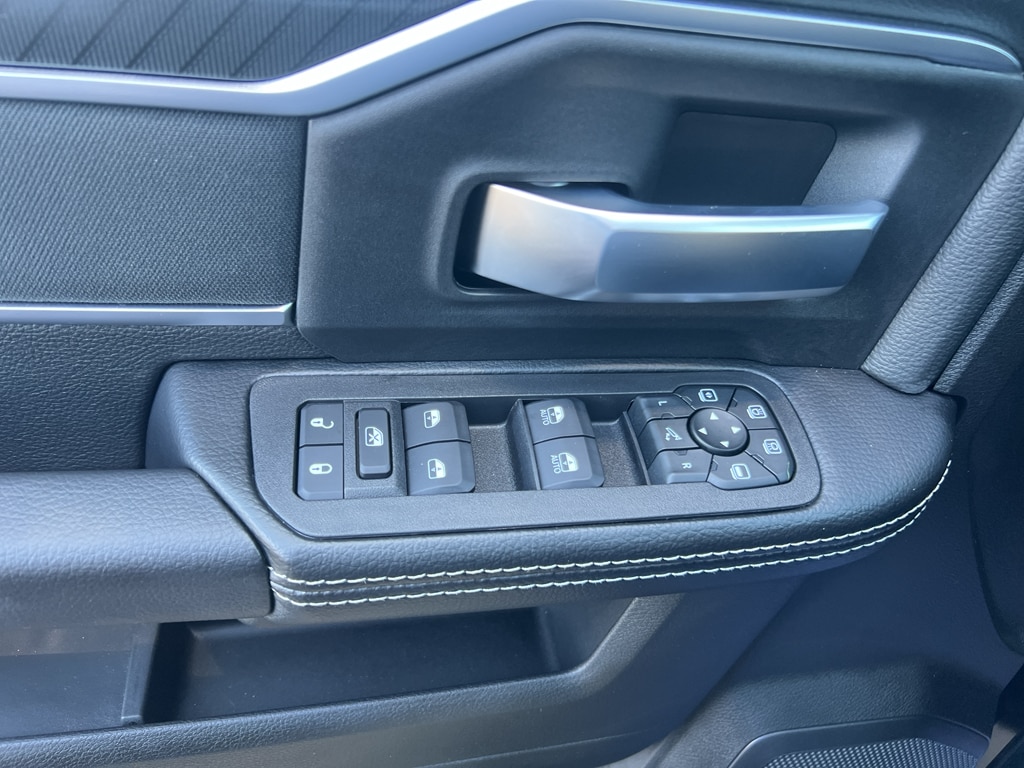 2026 RAM 2500 Big Horn - Photo 25