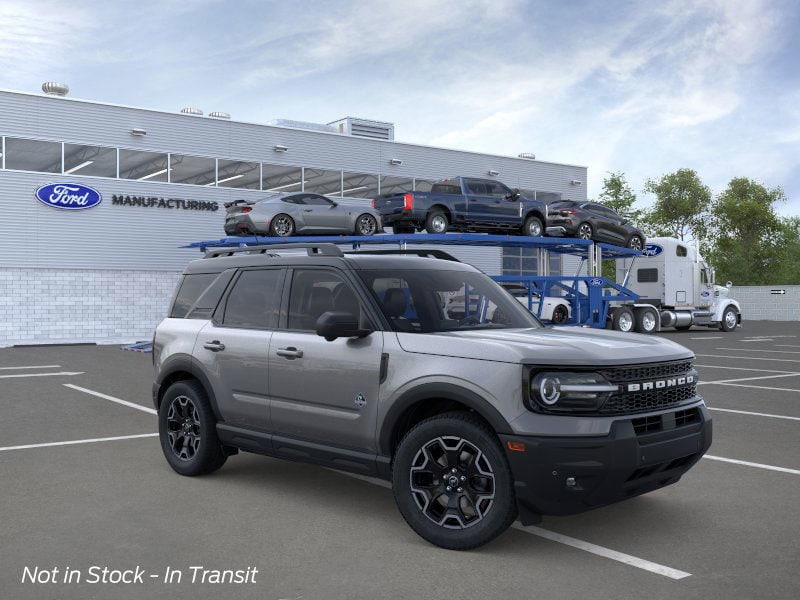 2025 Ford Bronco Sport Outer Banks's photo