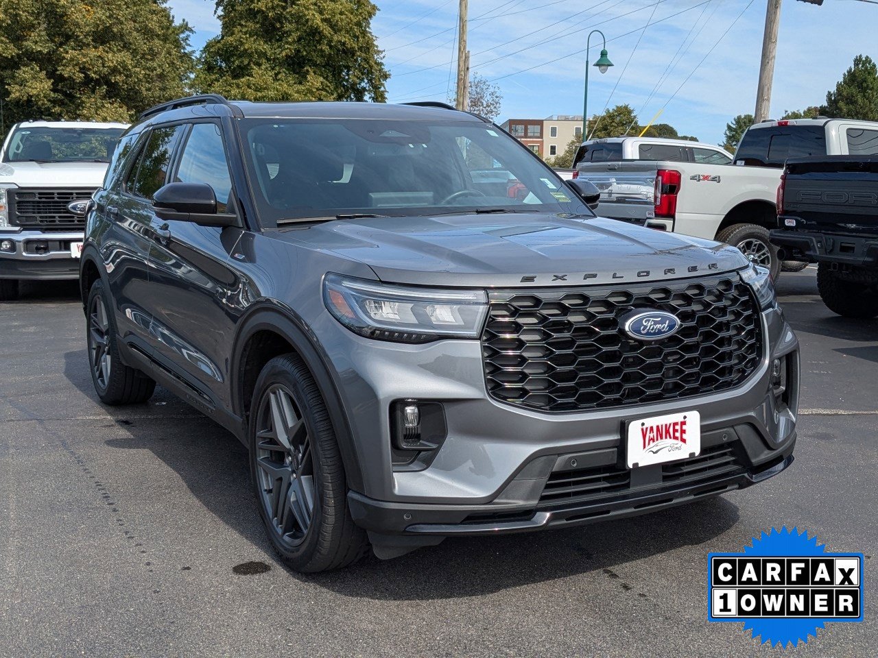 2025 Ford Explorer ST-Line
