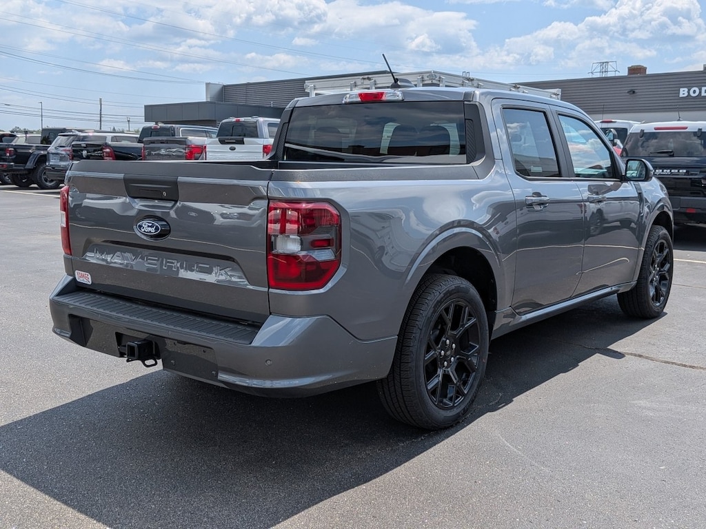 New 2026 Ford Maverick Lobo Standard TRUCK