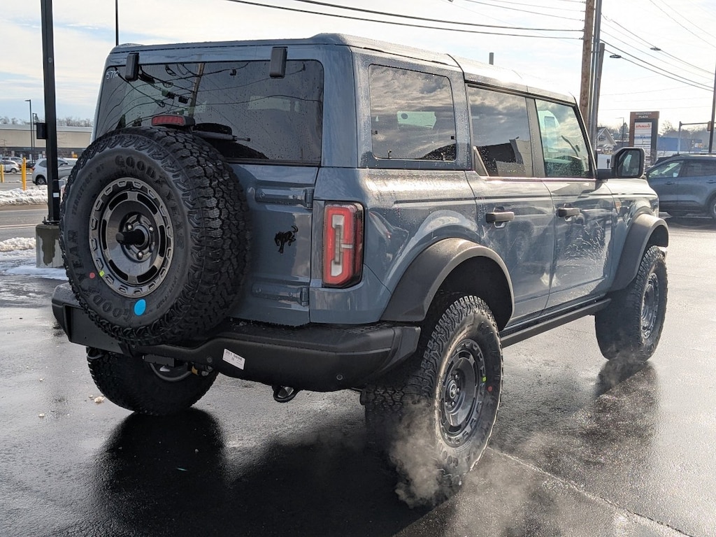 New 2025 Ford Bronco Badlands SUV
