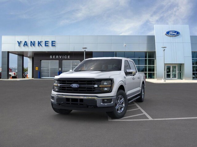 2025 Ford F-150 XLT photo 3