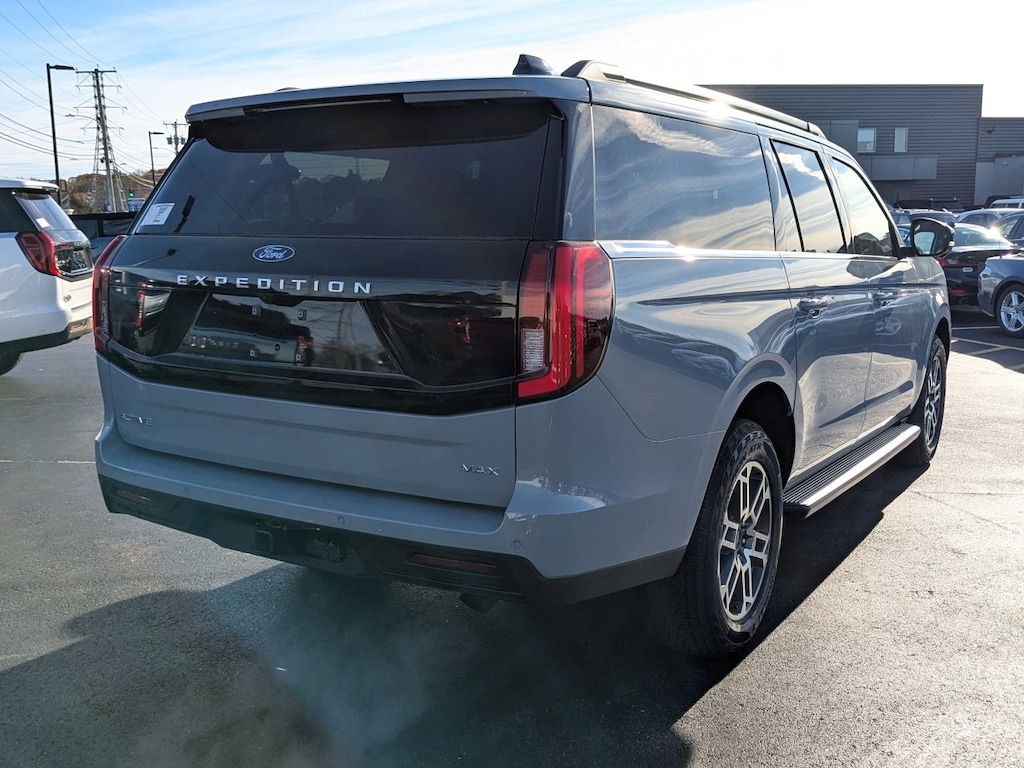 New 2025 Ford Expedition Max Active SUV