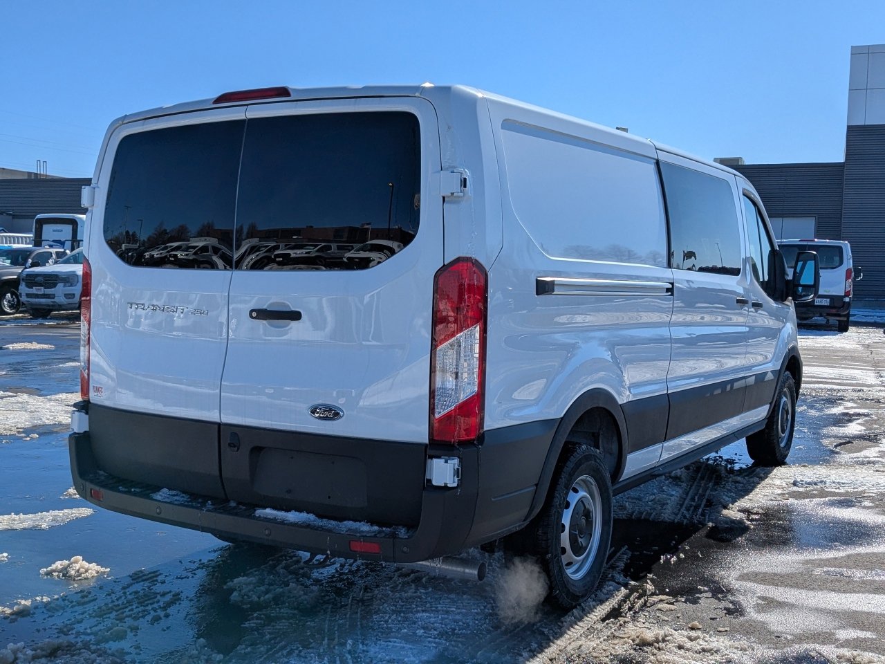 2025 Ford Transit Van Base - Photo 4