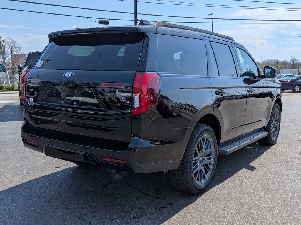 New 2026 Ford Expedition Platinum SUV