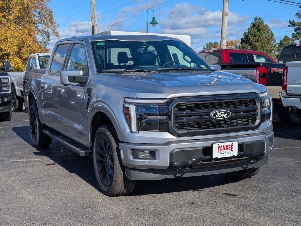 New 2025 Ford F-150 LARIAT TRUCK