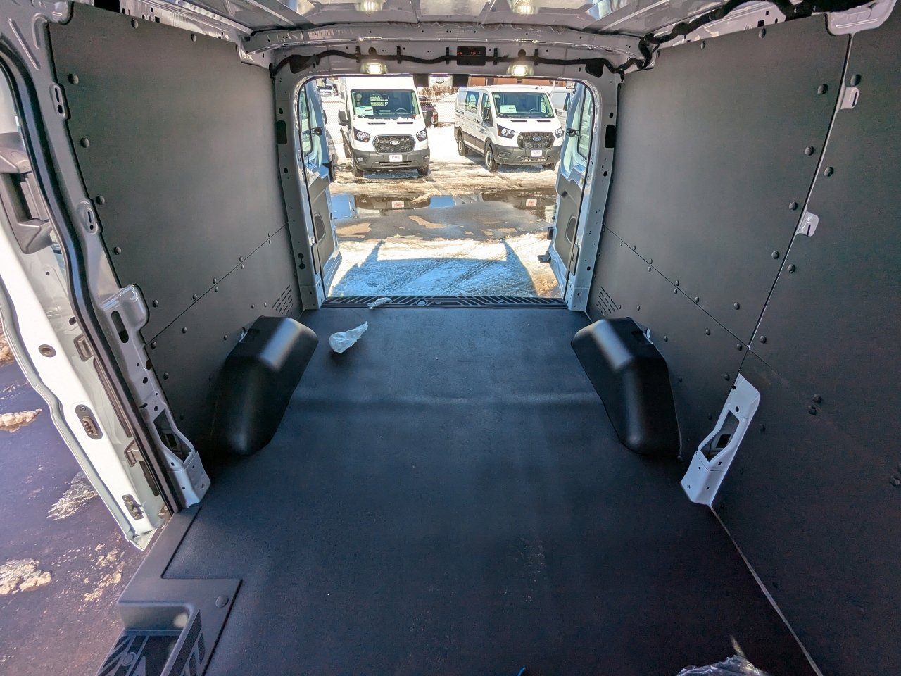2025 Ford Transit Van Base - Photo 14