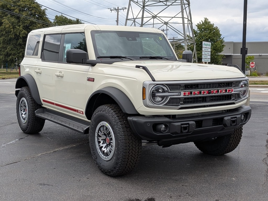 New 2026 Ford Bronco Outer Banks SUV