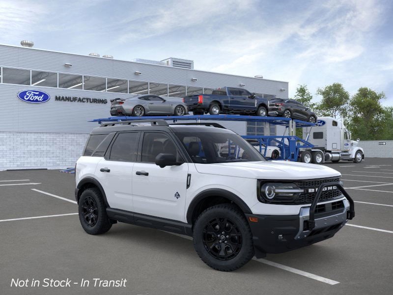 2025 Ford Bronco Sport Outer Banks's photo