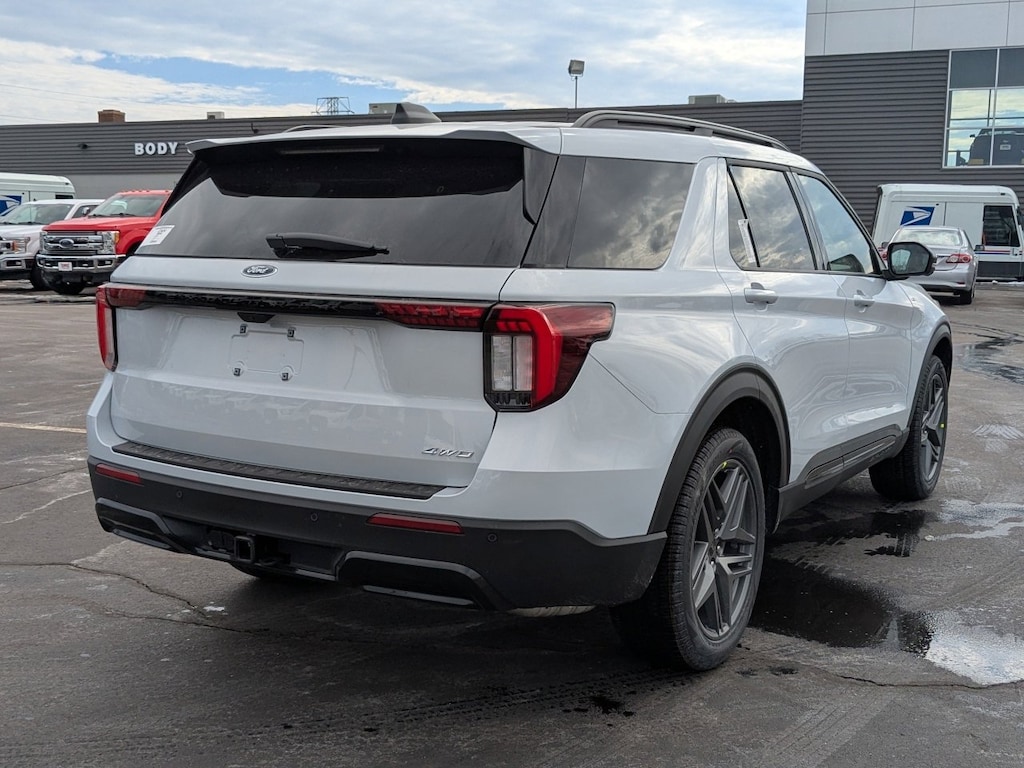New 2026 Ford Explorer ST-Line SUV