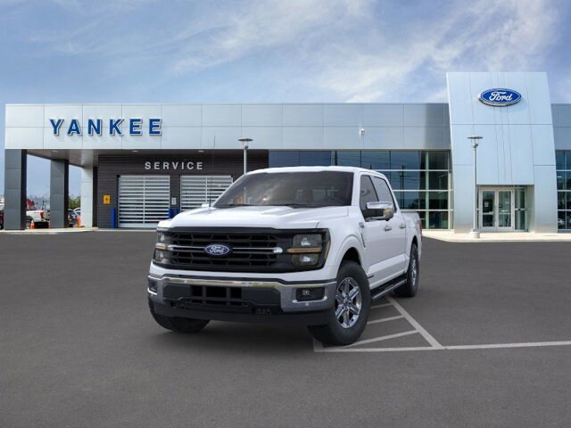 2025 Ford F-150 XLT photo 2
