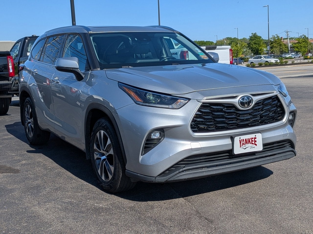 2021 Toyota Highlander XLE 4x4 V6's photo