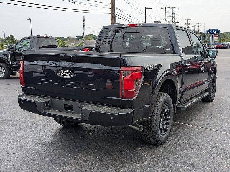 2025 Ford F-150 XLT photo 3