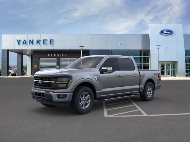 2025 Ford F-150 XLT photo 2