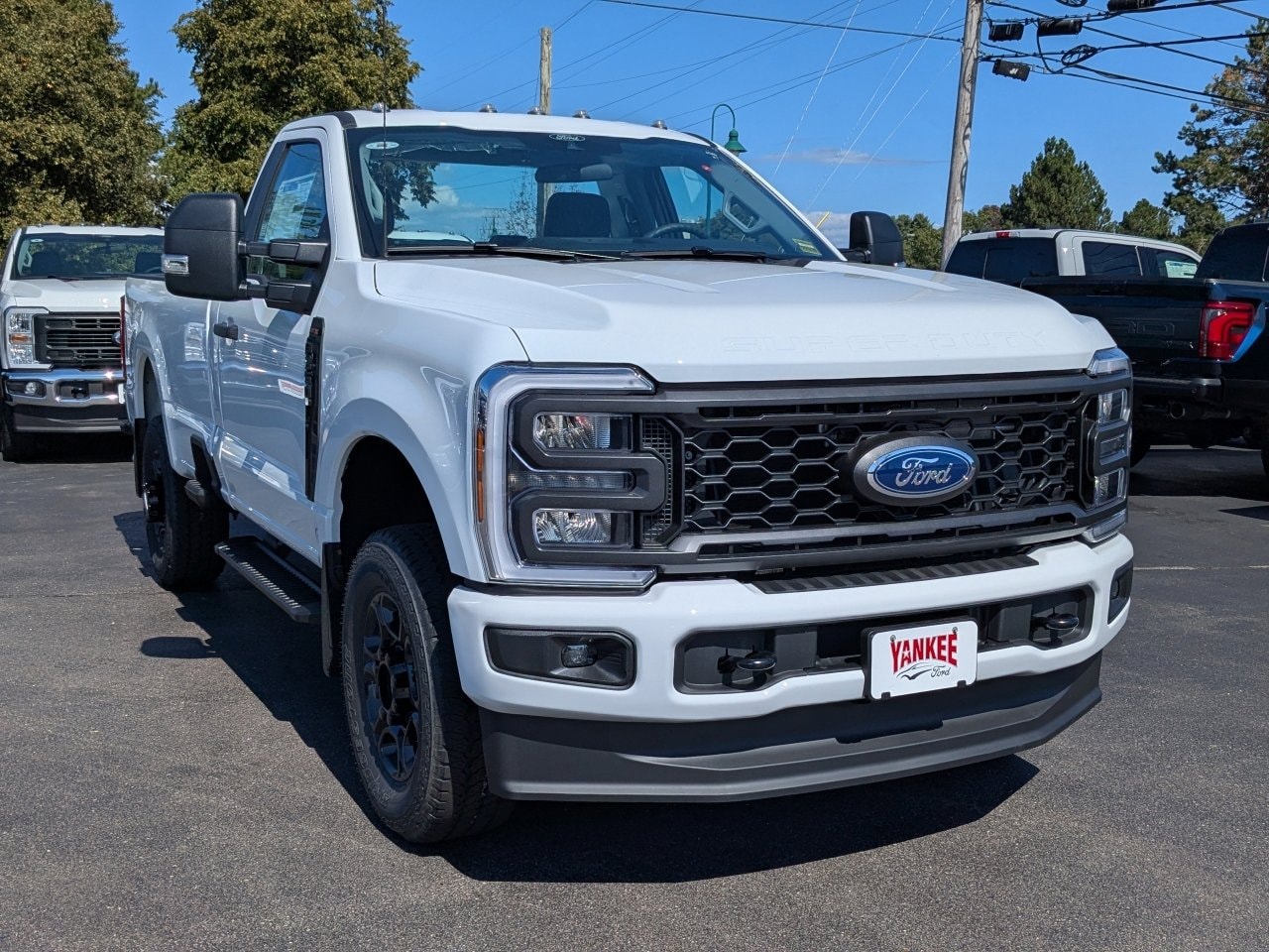 2026 Ford F-350 Super Duty XL's photo