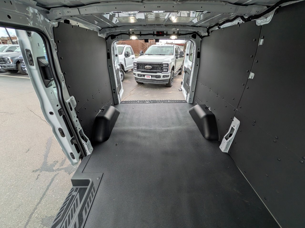 2025 Ford Transit Van Base - Photo 15