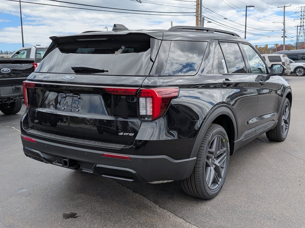 New 2026 Ford Explorer ST-Line SUV