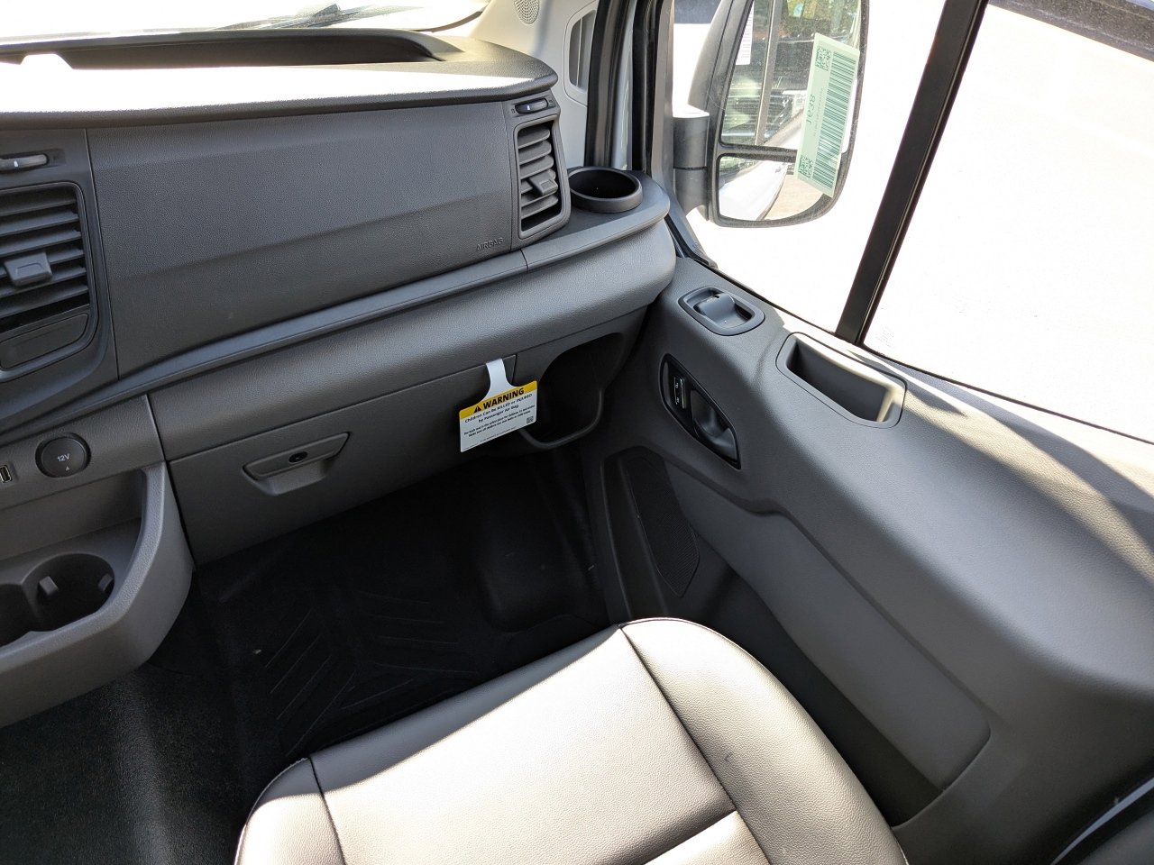 2025 Ford Transit Van Base - Photo 18