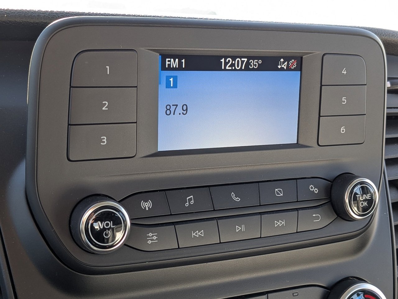 2025 Ford Transit Van Base - Photo 20