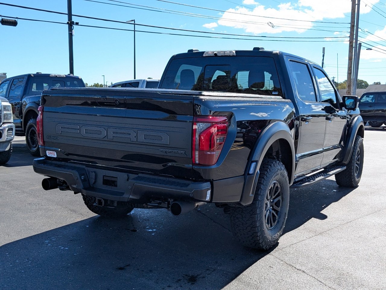 2025 Ford F-150 Raptor photo 3