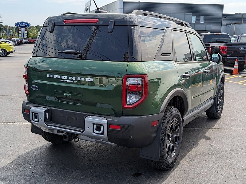 2025 Ford Bronco Sport Badlands photo 2