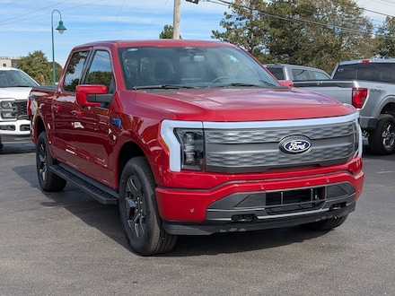 2025 Ford F-150 Lightning LARIAT TRUCK