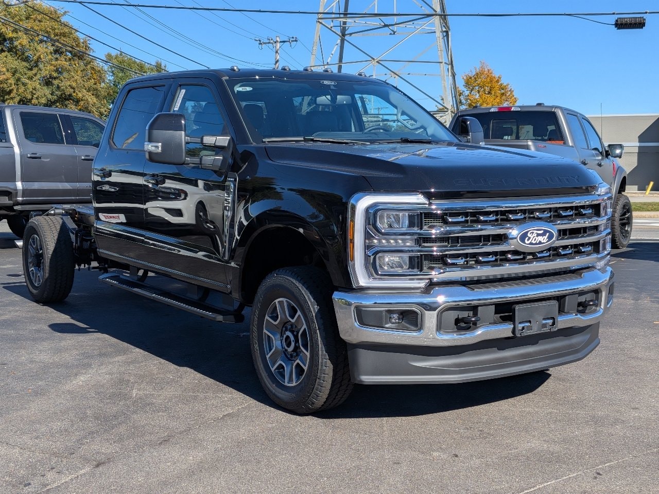 2027 Ford F-350 Super Duty Chassis Cab Lariat