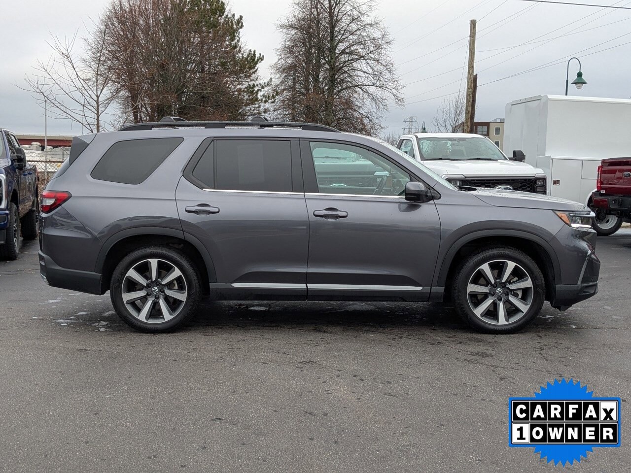 2025 Honda Pilot Elite photo 2