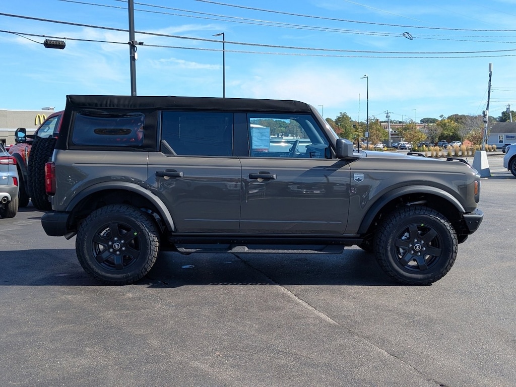New 2025 Ford Bronco Big Bend SUV