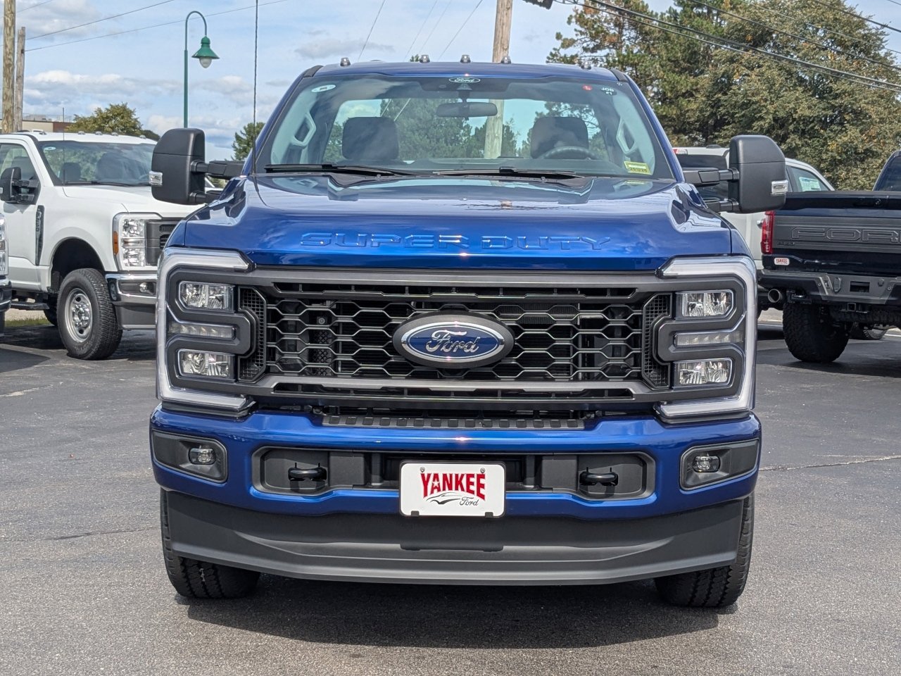 2026 Ford F-350 Super Duty XL - Photo 9