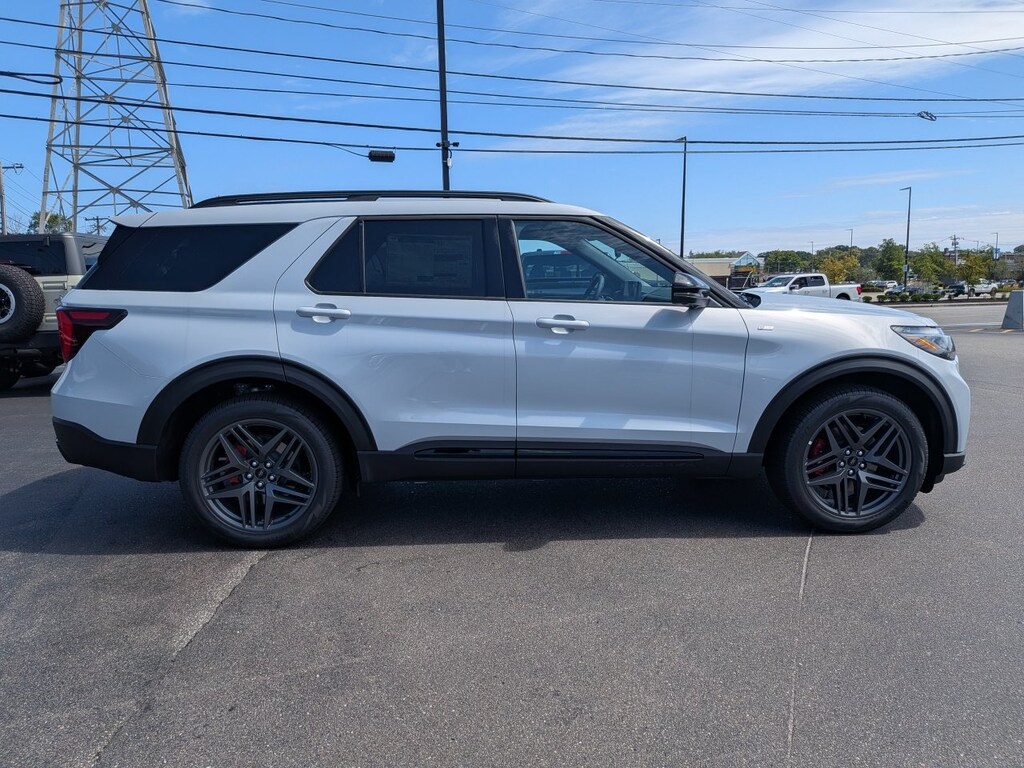 New 2026 Ford Explorer ST-Line SUV