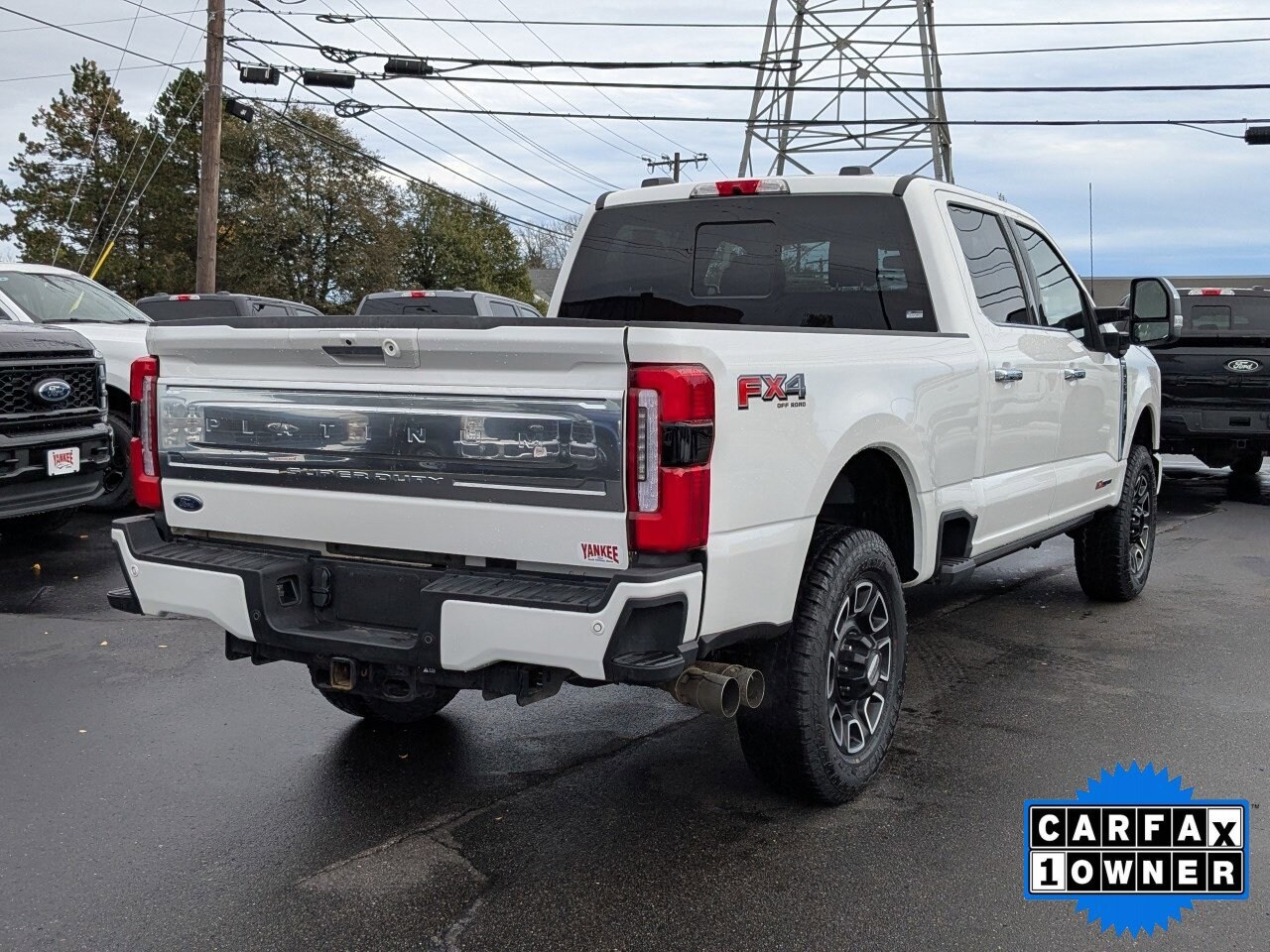2024 Ford F-350 Platinum photo 3