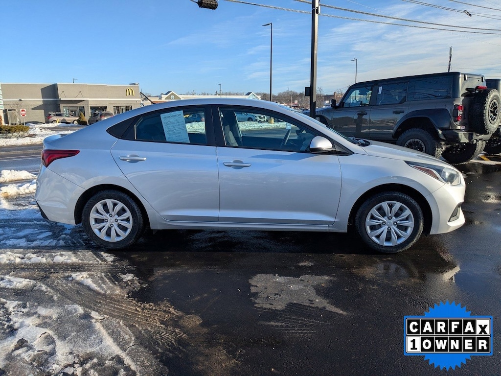 Certified 2022 Hyundai Accent SE Sedan