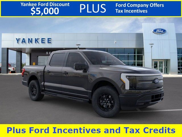 2025 Ford F-150 Lightning XLT's photo