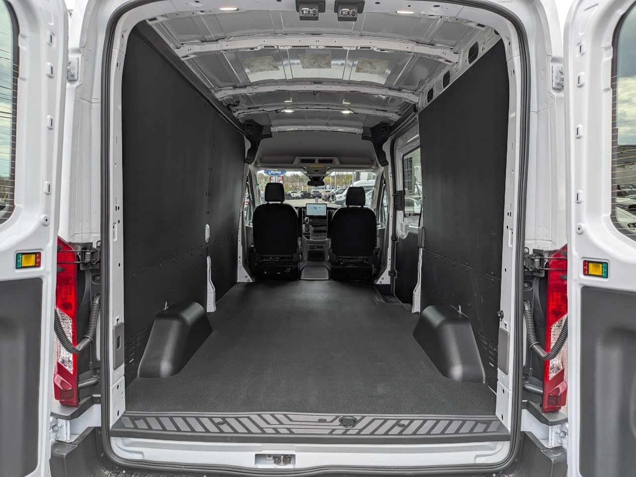 2026 Ford Transit Van Base - Photo 13