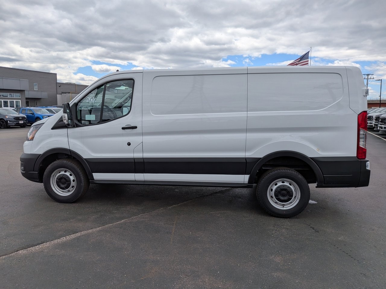 2025 Ford Transit Van Base - Photo 7