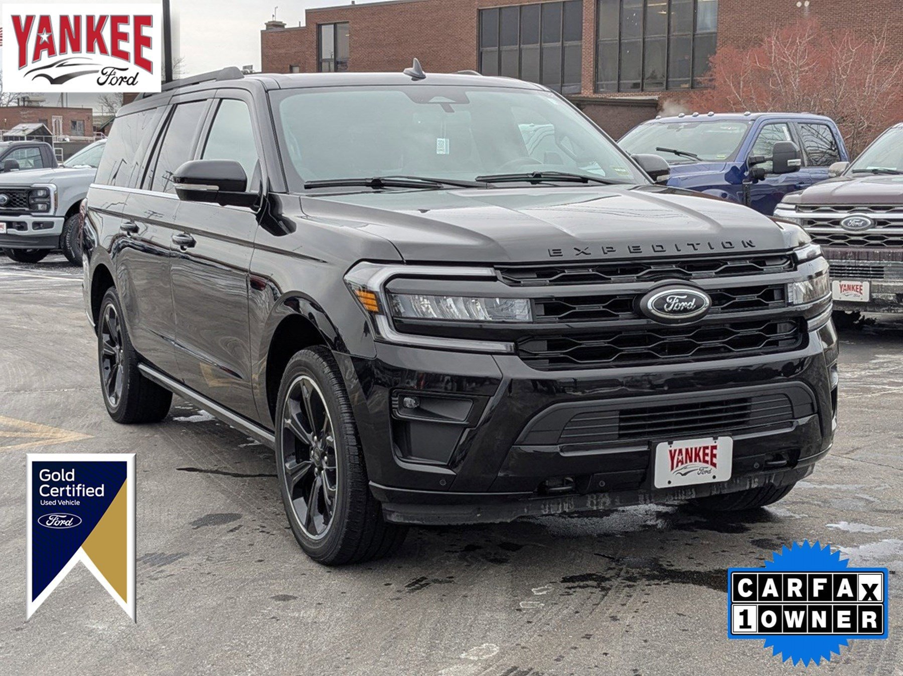 2022 Ford Expedition Limited's photo